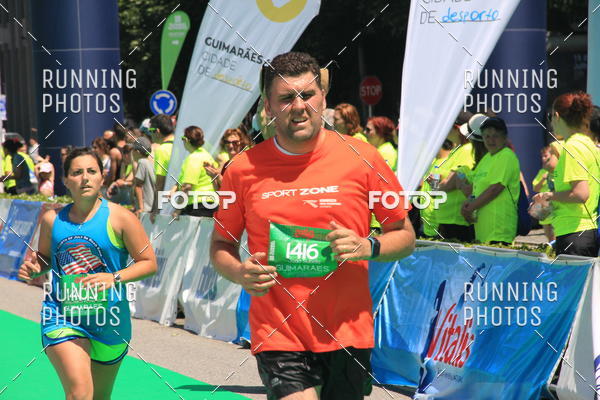 Buy your photos of the eventMeia Maratona Guimares 2016 on Fotop