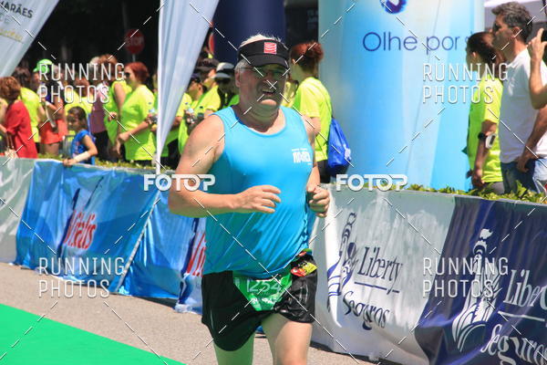 Buy your photos of the eventMeia Maratona Guimares 2016 on Fotop
