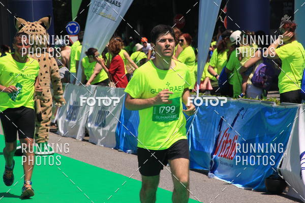 Buy your photos of the eventMeia Maratona Guimares 2016 on Fotop