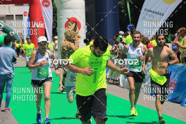 Buy your photos of the eventMeia Maratona Guimares 2016 on Fotop