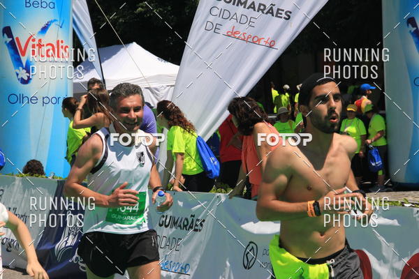 Buy your photos of the eventMeia Maratona Guimares 2016 on Fotop