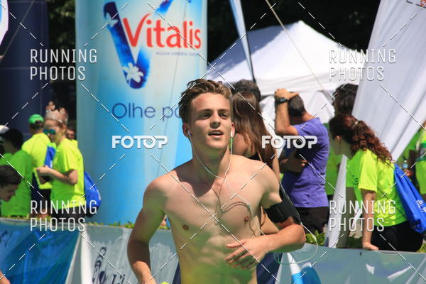 Buy your photos of the eventMeia Maratona Guimares 2016 on Fotop