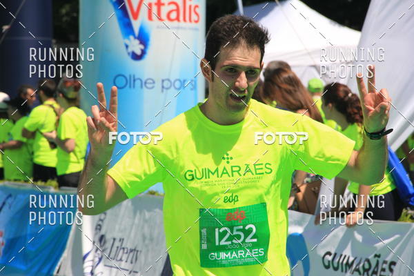 Buy your photos of the eventMeia Maratona Guimares 2016 on Fotop