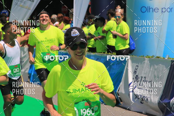 Buy your photos of the eventMeia Maratona Guimares 2016 on Fotop