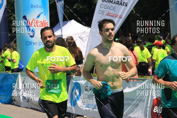 Buy your photos of the eventMeia Maratona Guimares 2016 on Fotop