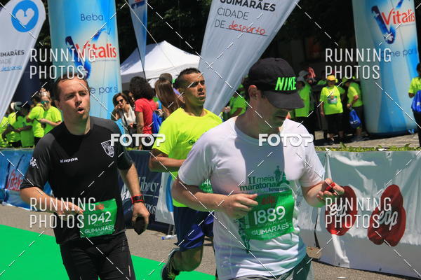 Buy your photos of the eventMeia Maratona Guimares 2016 on Fotop