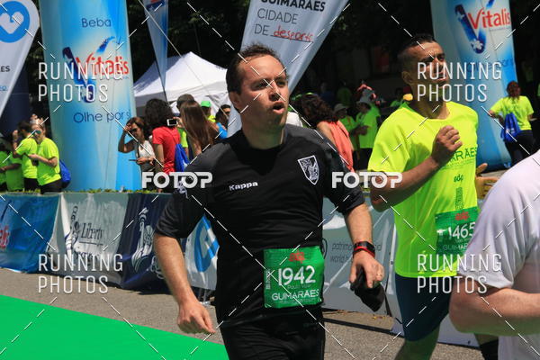 Buy your photos of the eventMeia Maratona Guimares 2016 on Fotop