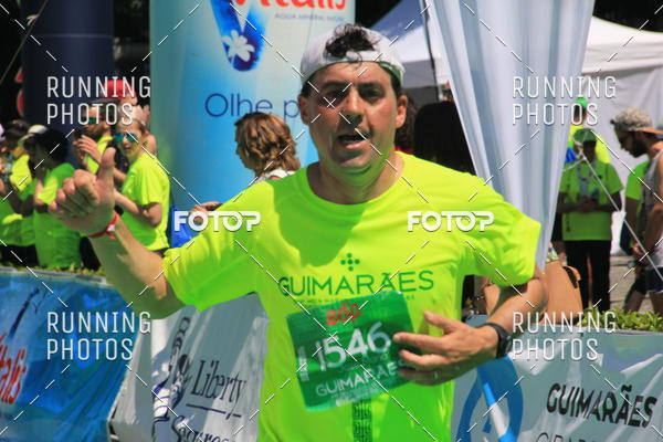 Buy your photos of the eventMeia Maratona Guimares 2016 on Fotop