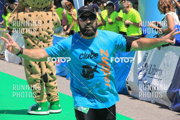 Buy your photos of the eventMeia Maratona Guimares 2016 on Fotop