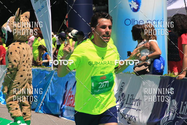 Buy your photos of the eventMeia Maratona Guimares 2016 on Fotop