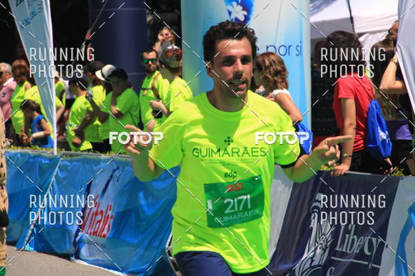 Buy your photos of the eventMeia Maratona Guimares 2016 on Fotop