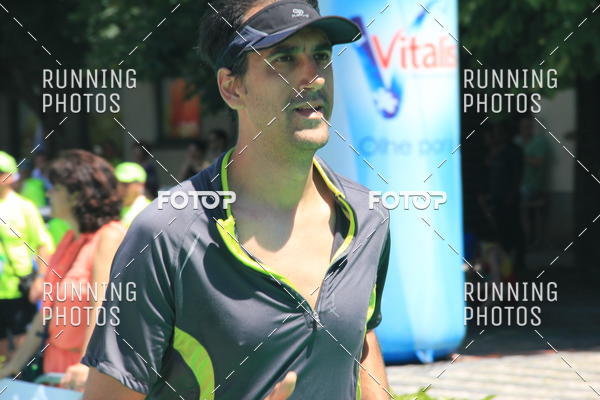 Buy your photos of the eventMeia Maratona Guimares 2016 on Fotop