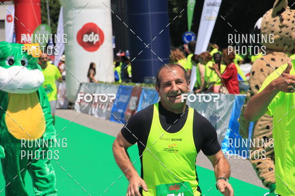 Buy your photos of the eventMeia Maratona Guimares 2016 on Fotop