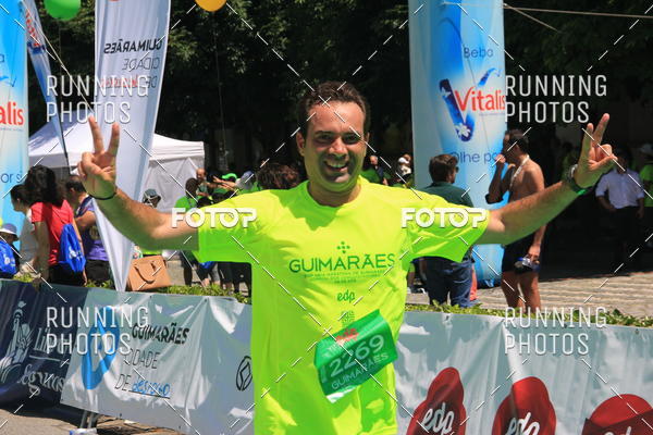 Buy your photos of the eventMeia Maratona Guimares 2016 on Fotop