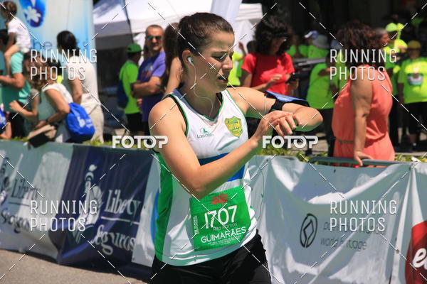 Buy your photos of the eventMeia Maratona Guimares 2016 on Fotop