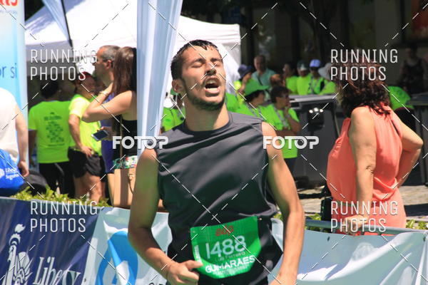 Buy your photos of the eventMeia Maratona Guimares 2016 on Fotop