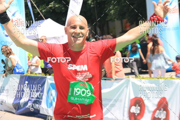Buy your photos of the eventMeia Maratona Guimares 2016 on Fotop