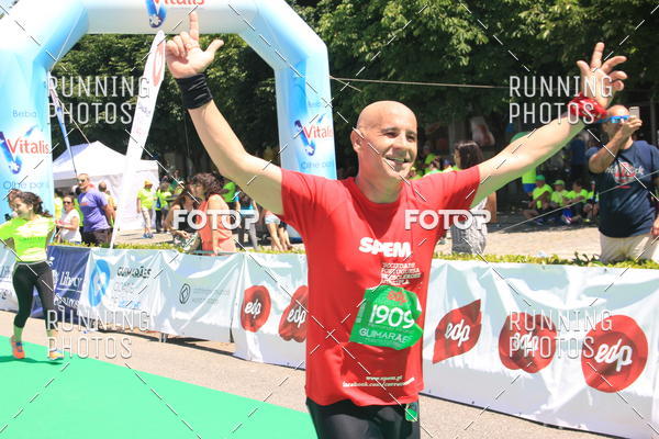 Buy your photos of the eventMeia Maratona Guimares 2016 on Fotop