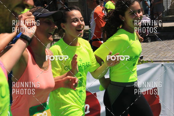 Buy your photos of the eventMeia Maratona Guimares 2016 on Fotop