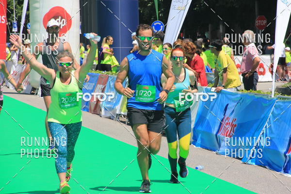 Buy your photos of the eventMeia Maratona Guimares 2016 on Fotop