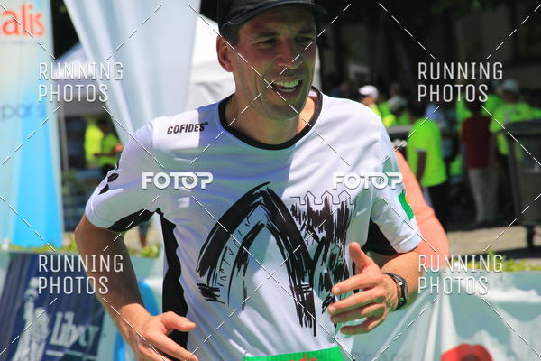 Buy your photos of the eventMeia Maratona Guimares 2016 on Fotop