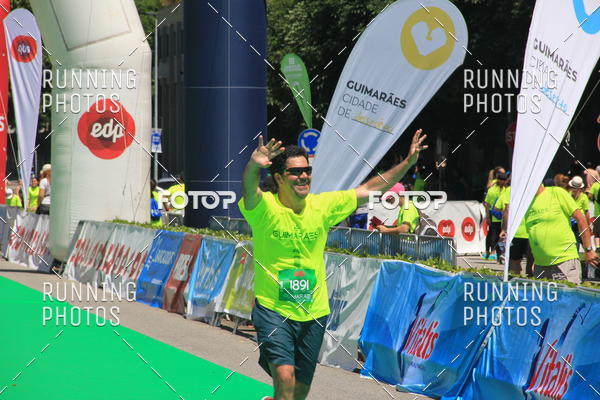 Buy your photos of the eventMeia Maratona Guimares 2016 on Fotop