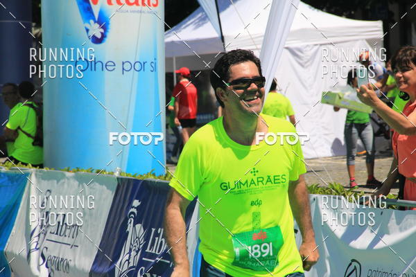Buy your photos of the eventMeia Maratona Guimares 2016 on Fotop