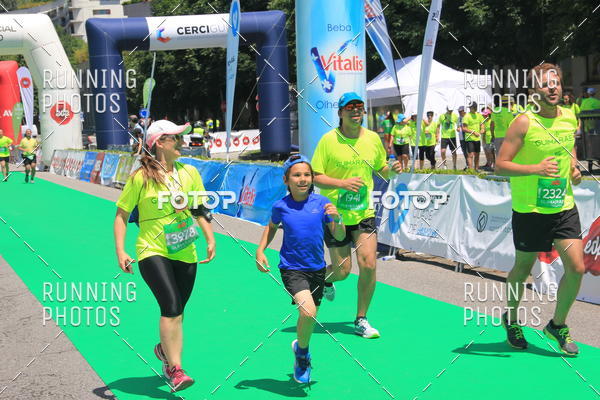 Buy your photos of the eventMeia Maratona Guimares 2016 on Fotop