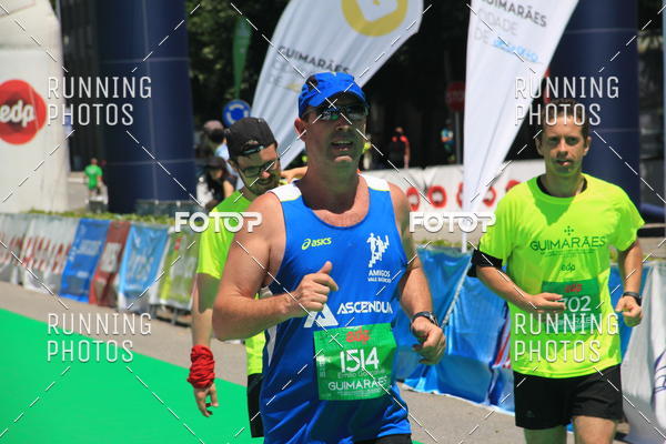 Buy your photos of the eventMeia Maratona Guimares 2016 on Fotop