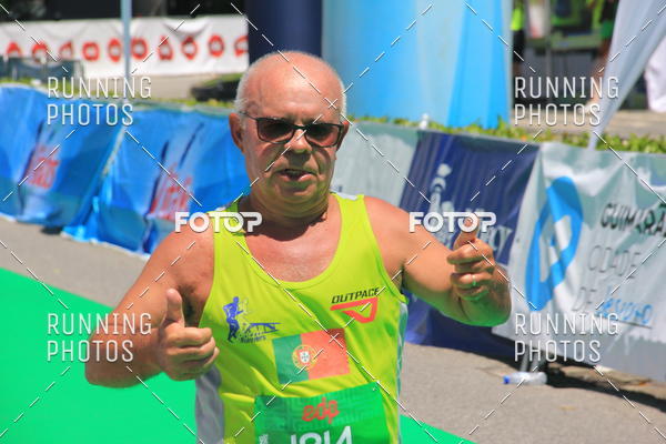 Buy your photos of the eventMeia Maratona Guimares 2016 on Fotop