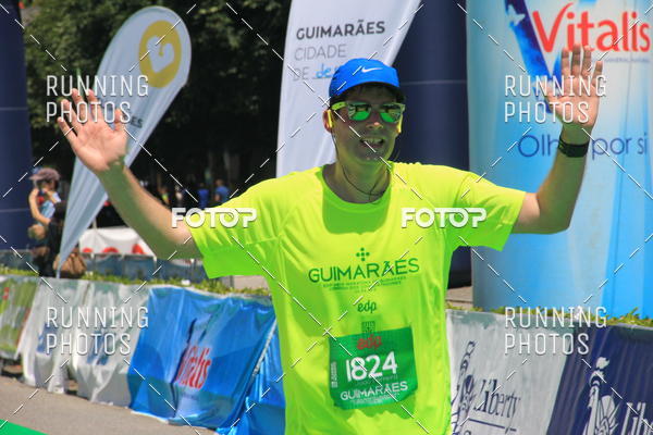 Buy your photos of the eventMeia Maratona Guimares 2016 on Fotop