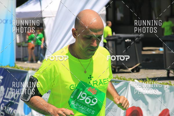 Buy your photos of the eventMeia Maratona Guimares 2016 on Fotop