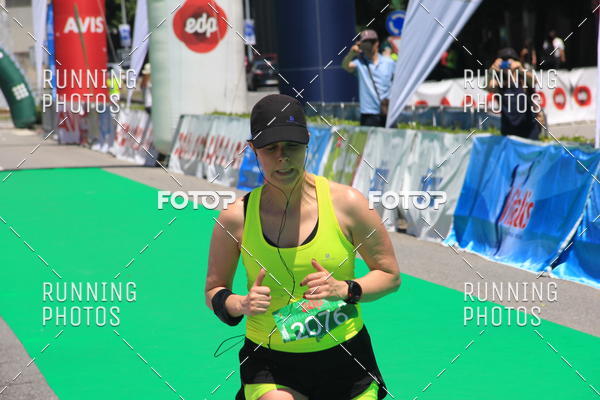 Buy your photos of the eventMeia Maratona Guimares 2016 on Fotop