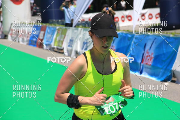 Buy your photos of the eventMeia Maratona Guimares 2016 on Fotop