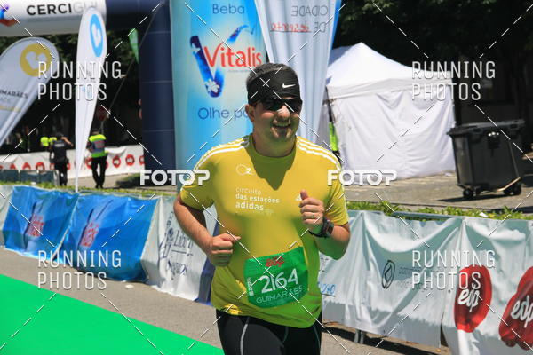 Buy your photos of the eventMeia Maratona Guimares 2016 on Fotop