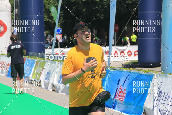 Buy your photos of the eventMeia Maratona Guimares 2016 on Fotop