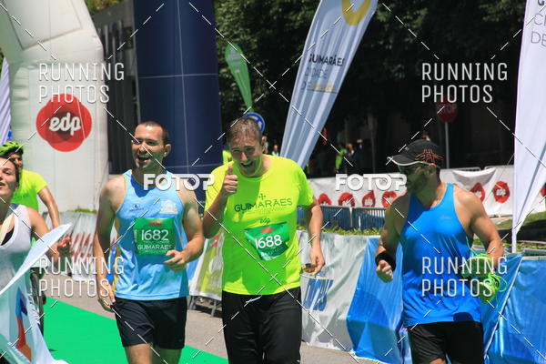 Buy your photos of the eventMeia Maratona Guimares 2016 on Fotop