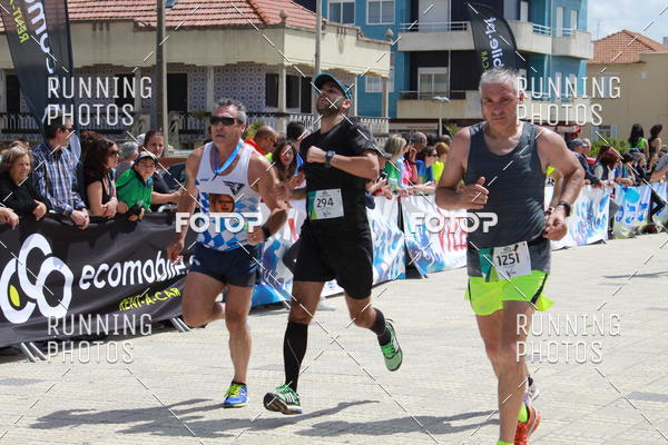 Buy your photos of the eventMeia Maratona Cortegaa 2017 on Fotop