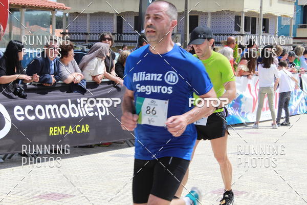 Buy your photos of the eventMeia Maratona Cortegaa 2017 on Fotop