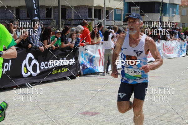 Buy your photos of the eventMeia Maratona Cortegaa 2017 on Fotop