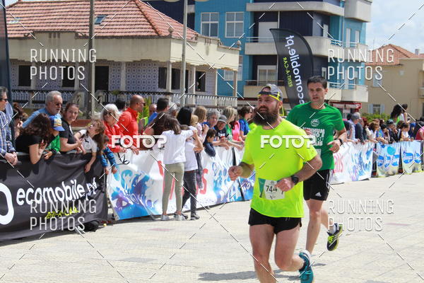 Buy your photos of the eventMeia Maratona Cortegaa 2017 on Fotop