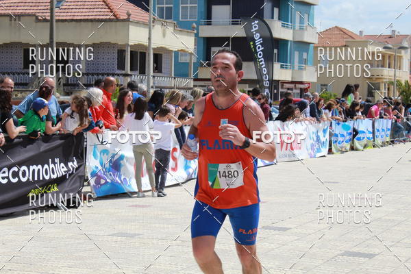 Buy your photos of the eventMeia Maratona Cortegaa 2017 on Fotop