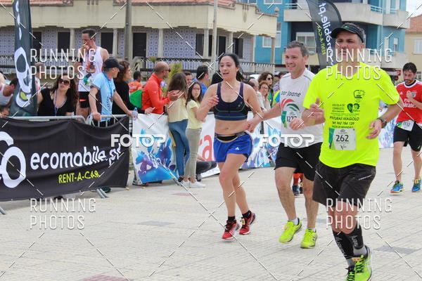 Buy your photos of the eventMeia Maratona Cortegaa 2017 on Fotop