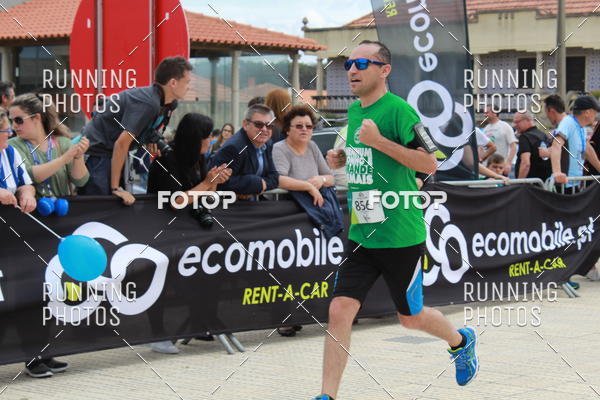 Buy your photos of the eventMeia Maratona Cortegaa 2017 on Fotop