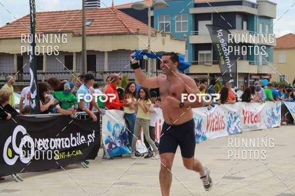 Buy your photos of the eventMeia Maratona Cortegaa 2017 on Fotop