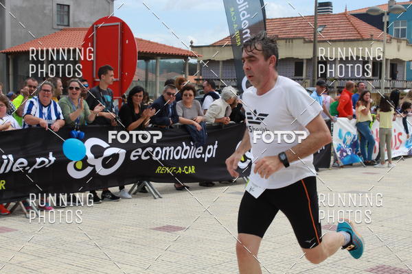 Buy your photos of the eventMeia Maratona Cortegaa 2017 on Fotop