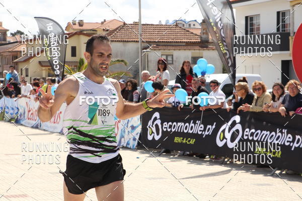 Buy your photos of the eventMeia Maratona Cortegaa 2017 on Fotop