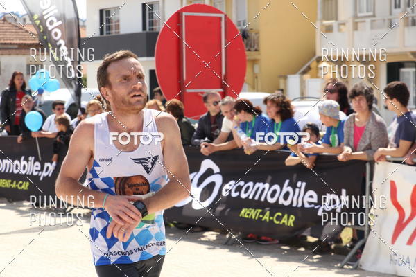 Buy your photos of the eventMeia Maratona Cortegaa 2017 on Fotop