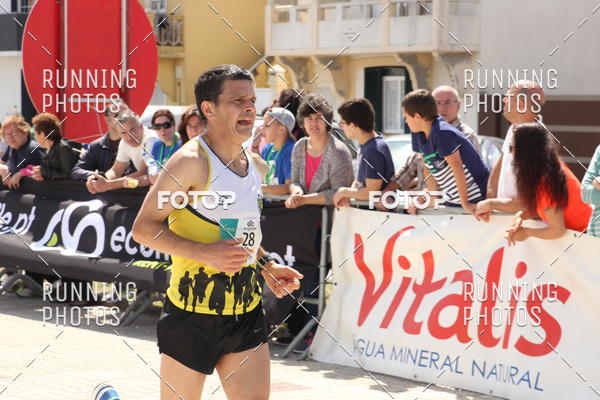 Buy your photos of the eventMeia Maratona Cortegaa 2017 on Fotop