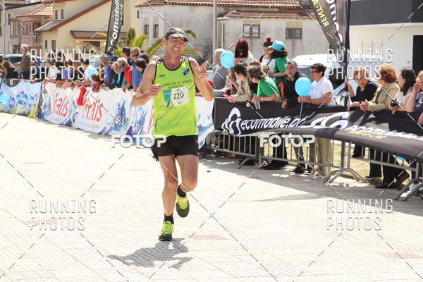 Buy your photos of the eventMeia Maratona Cortegaa 2017 on Fotop